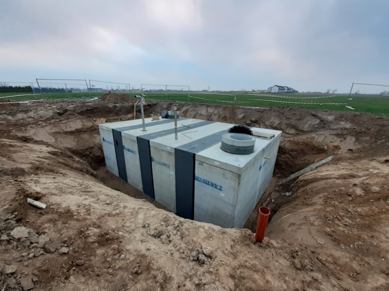 Budowa zbiorników w różnych technologiach