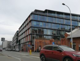 Centrum praskie koneser elewacja gzymsy realizacja klinika betonu 2 compressed