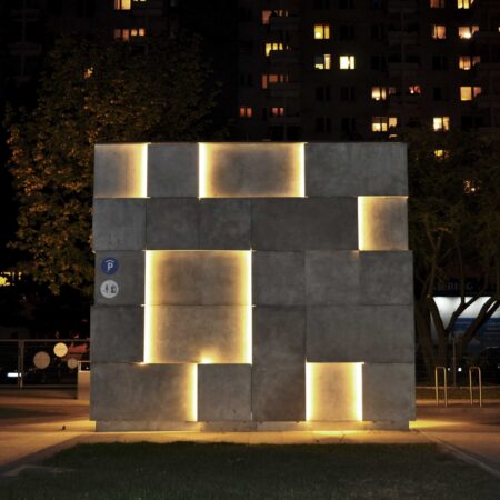 Klinika betonu elewacja betonowa podswietlana instytut audiowizualn compressed