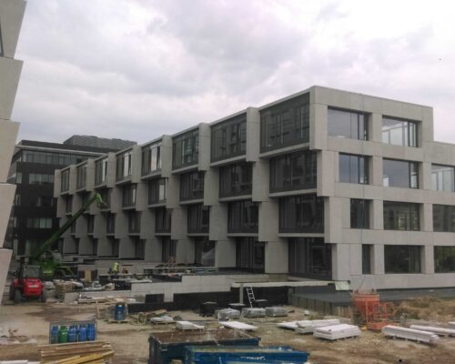 Biurowiec p4 warszawa elewacja betonowa klinika betonu 14 compressed
