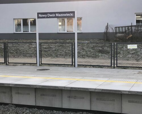 Peron Nowy Dwor Mazowiecki